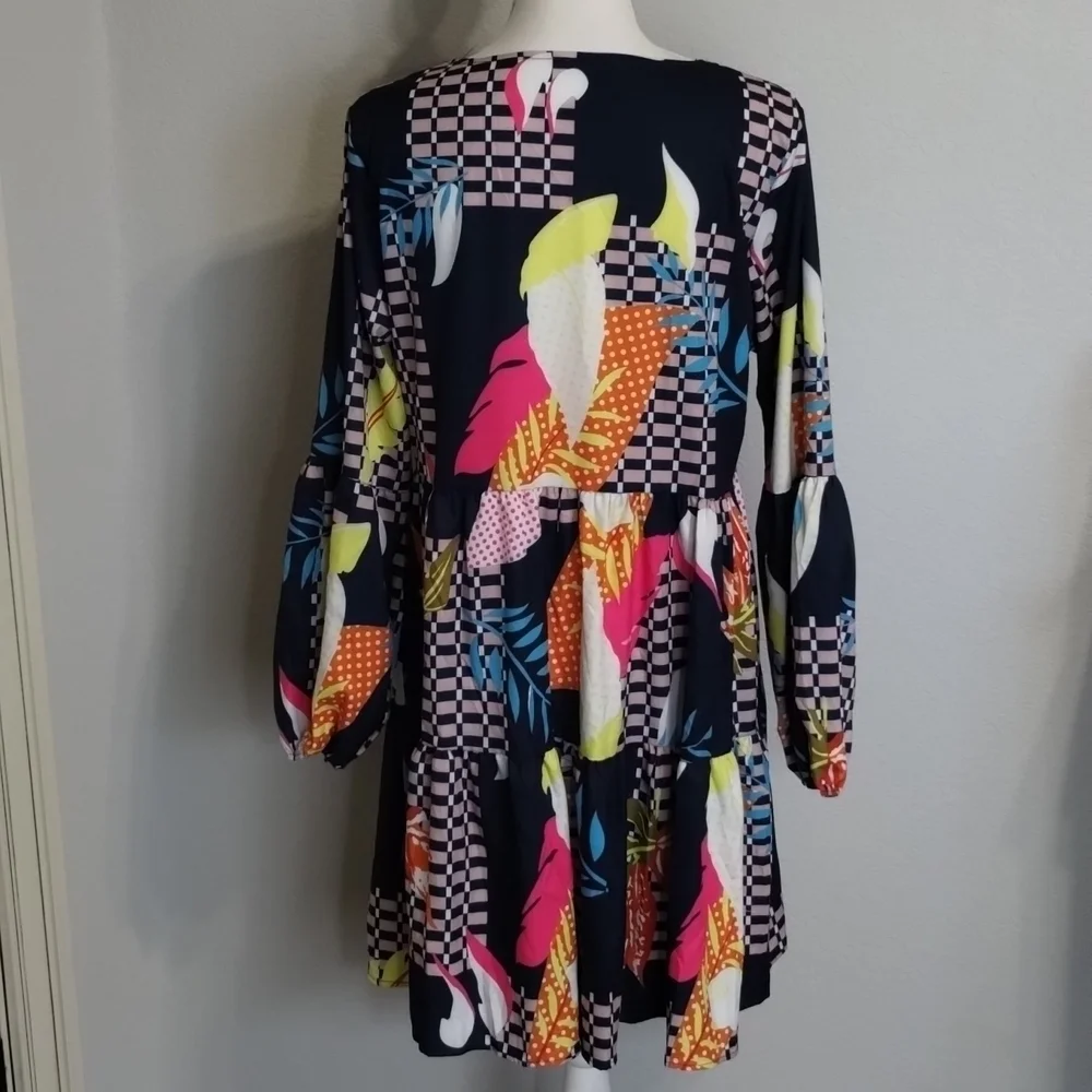Colorful Patterned Women's Dress - Picture 4 of 6